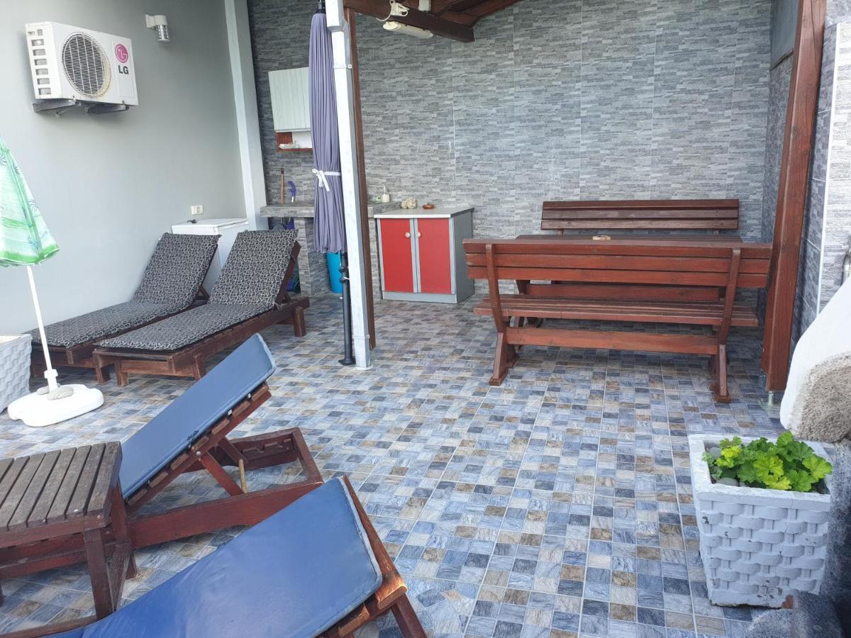 Holiday House Kruce ウルツィニ エクステリア 写真