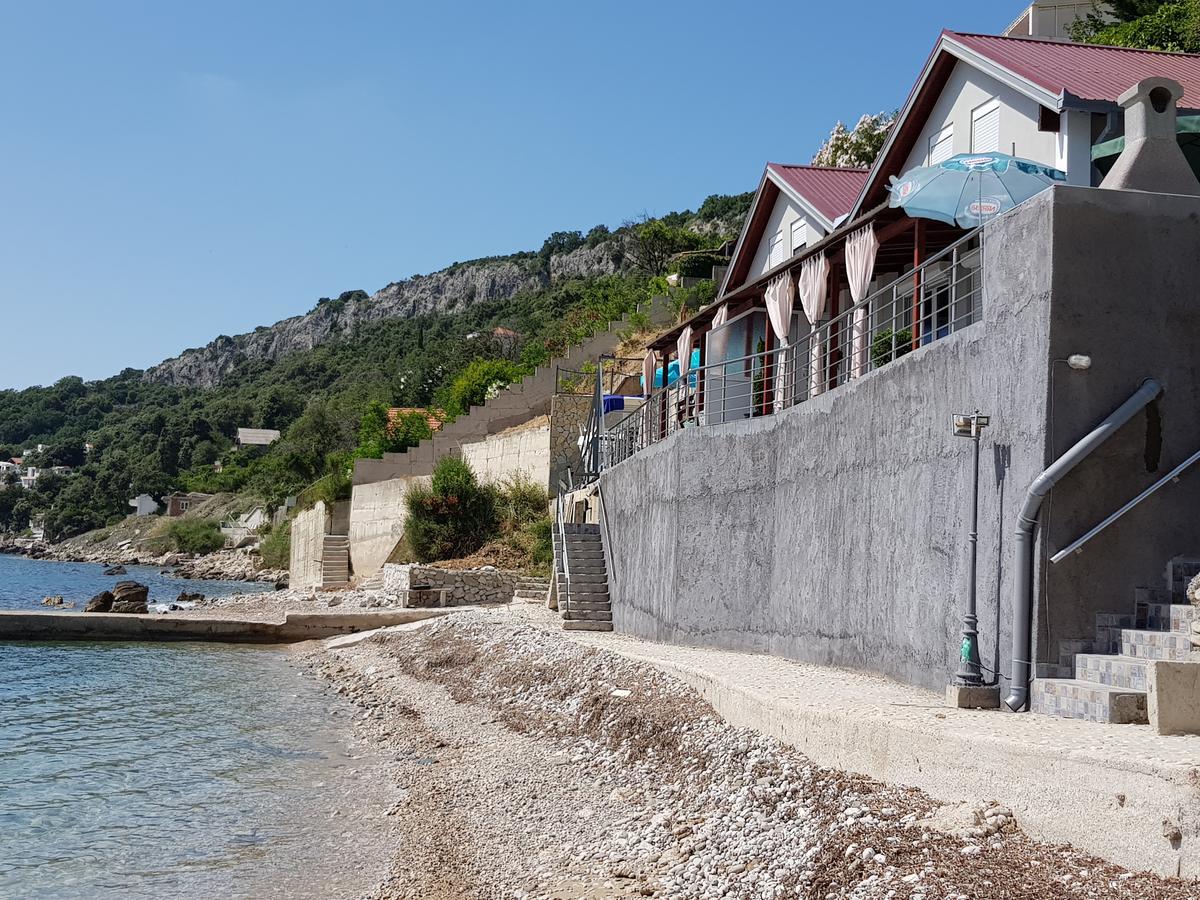 Holiday House Kruce ウルツィニ エクステリア 写真